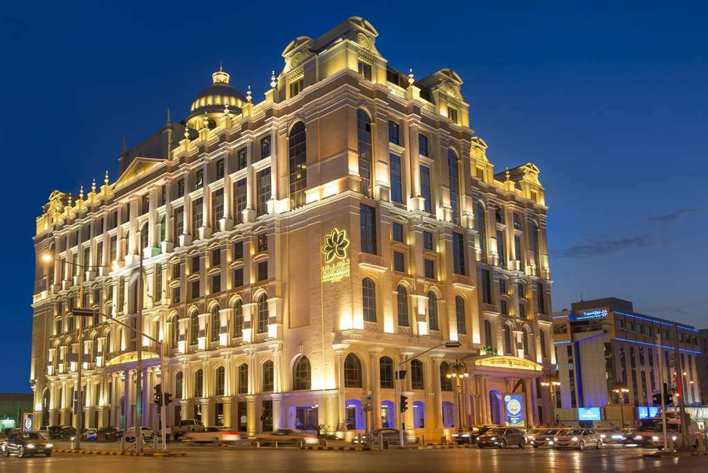 فندق وسبا نارسس 5*