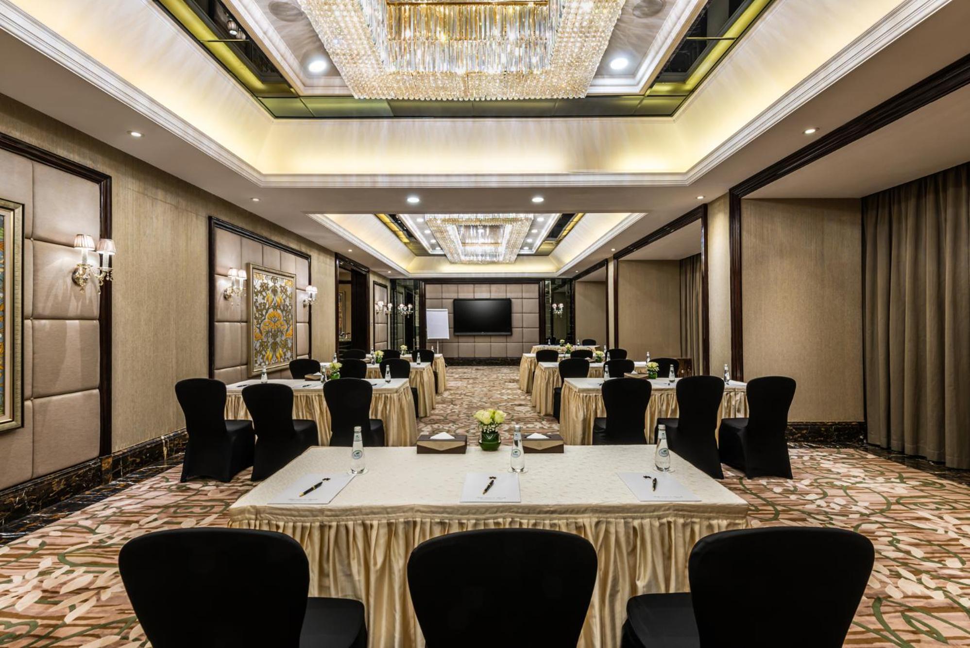 Hotel Narcissus & Riyadh