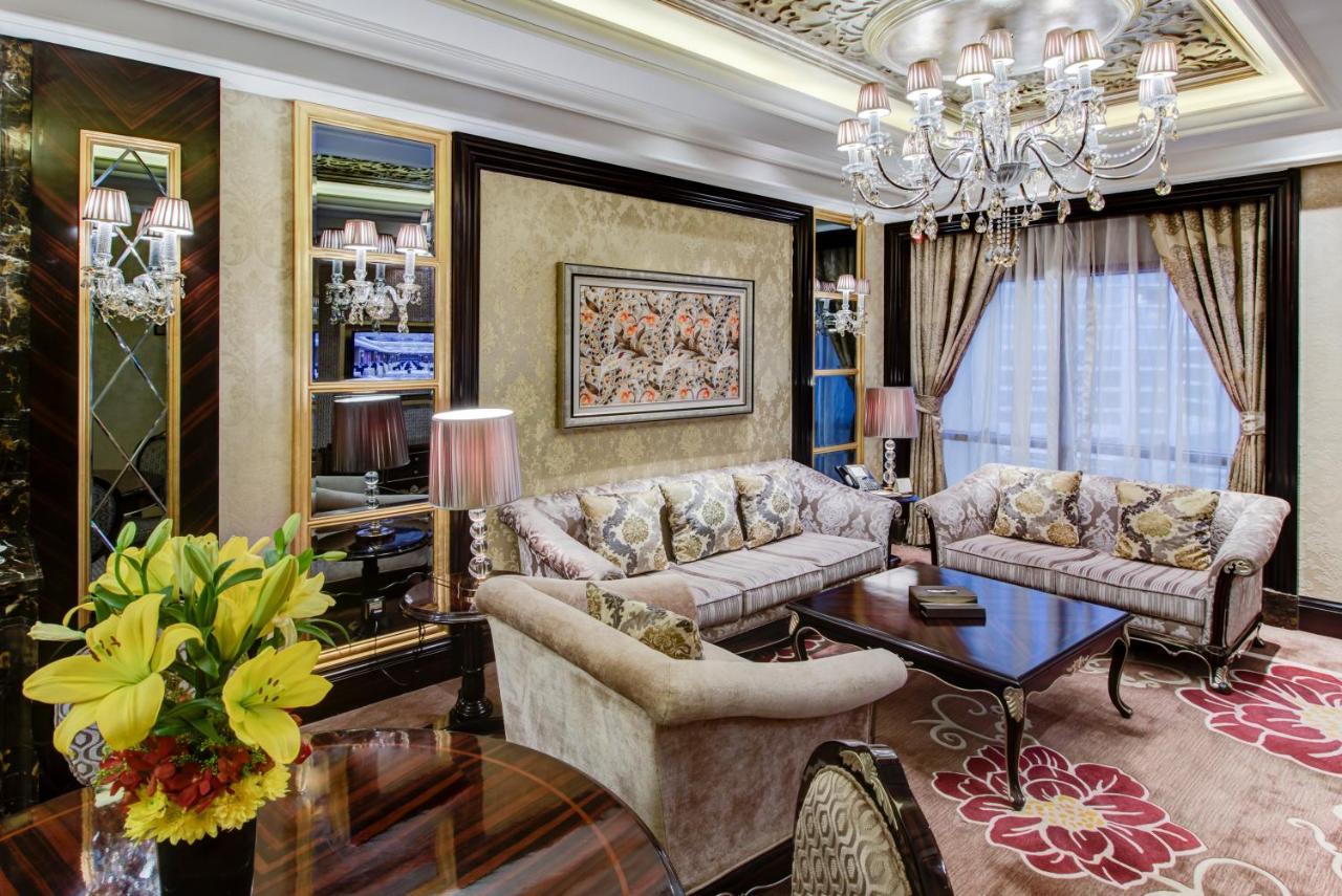 Narcissus & Hotel 5*